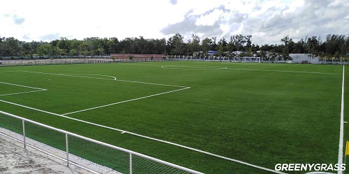 สนามฟุตบอลหญ้าเทียมมาตรฐานฟีฟ่า