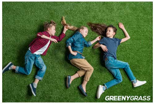หญ้าเทียมสำหรับเด็ก