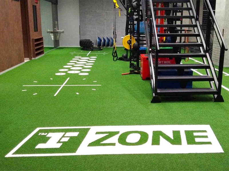 พื้นฟิตเนส Fitness First - ZONE CentralWorld