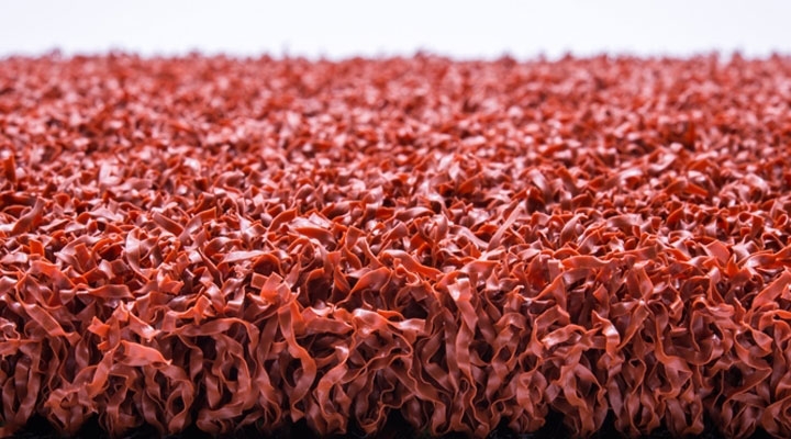 หญ้าเทียมอเนกประสงค์ รุ่น M-245 สีแดง ใบยาว 1.8 cm. (พรีเมียม)