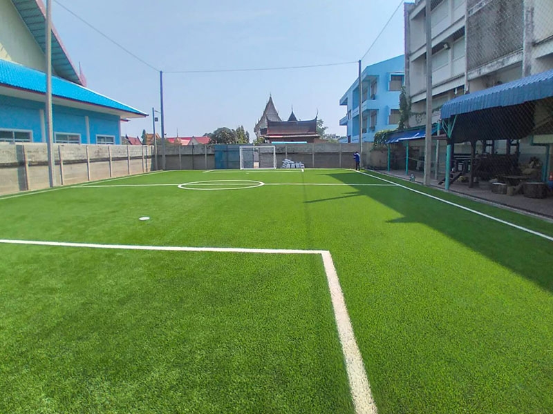 สนามฟุตบอลโรงเรียนปริยัติรังสรรค์ จ.เพชรบุรี