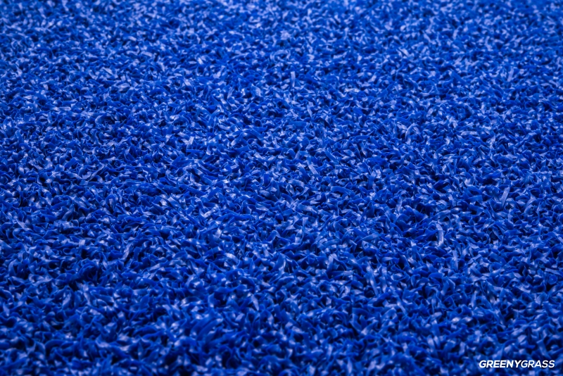หญ้าเทียมอเนกประสงค์ รุ่น M-145 สีน้ำเงิน ใบยาว 1 cm. (พรีเมียม)