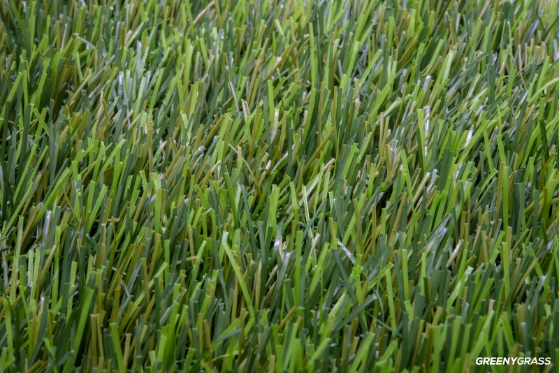 หญ้าเทียมชิพกอล์ฟ รุ่น GLX-425 ใบยาว 4 cm. (พรีเมียม)