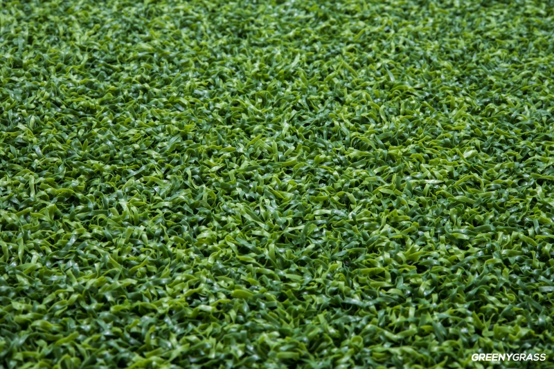 หญ้าเทียมอเนกประสงค์ รุ่น M-245 สีเขียว ใบยาว 1.8 cm. (พรีเมียม)
