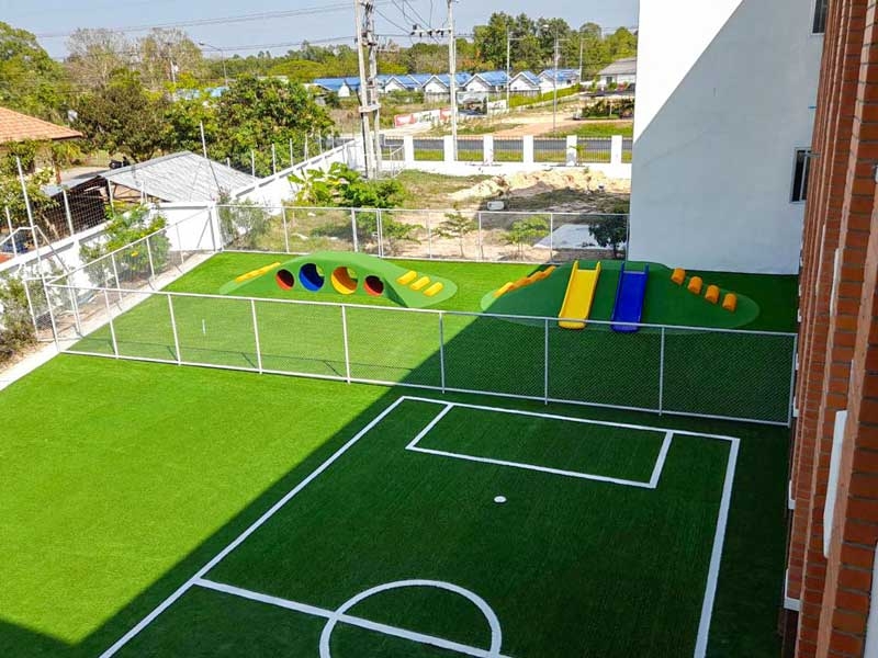 สนามเด็กเล่นและสนามฟุตบอล โรงเรียนประถมอนันตญา