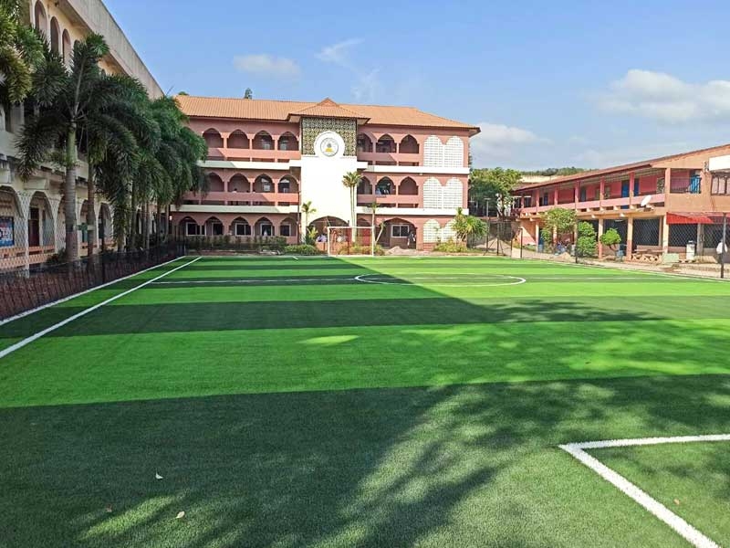 สนามฟุตบอลกลางแจ้ง โรงเรียนอิสลามวิทยานุเคราะห์