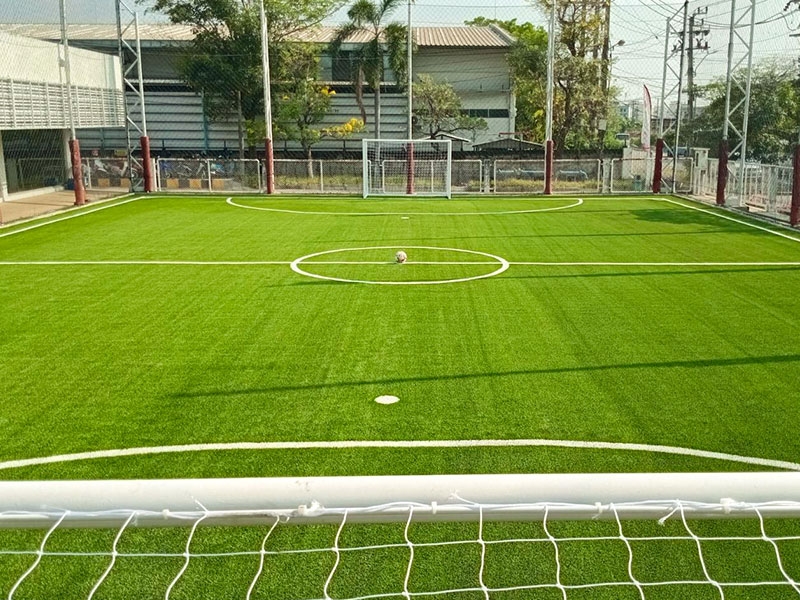 สนามฟุตบอล อีซูซุ เอ็นยิ่น แมนูแฟคเจอริ่ง