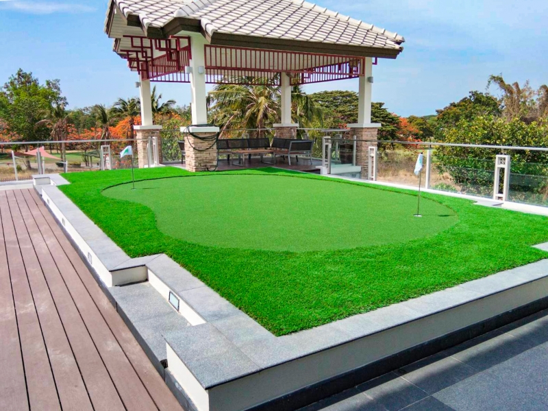 Putting Green at Palm Hills Golf Club & Residence