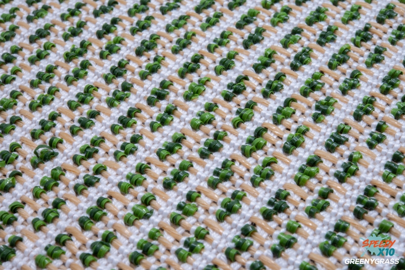 Premium Artificial Grass for Landscape 3 cm. SpeedyX10 (LV-33)